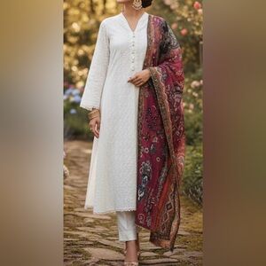 Kayseria Pakistani Brand 2 Piece Suit – Size S (PK 12)